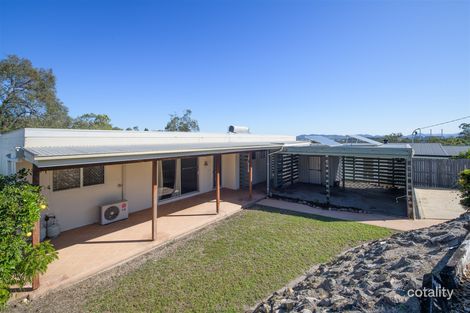 11 Warren St, West Gladstone, QLD 4680