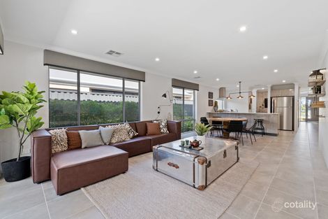 55 Kingfisher Rd, Eglinton, WA 6034