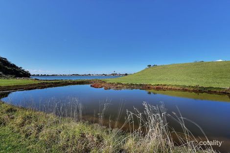 Property photo of 10 Cabarita Point Kalimna VIC 3909