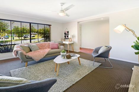 Property photo of 3 Springwood Avenue Pacific Pines QLD 4211