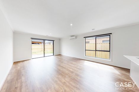Property photo of 3 Robar Street Clyde VIC 3978