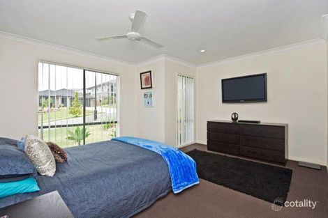 Property photo of 46 Macleay Circuit Upper Coomera QLD 4209