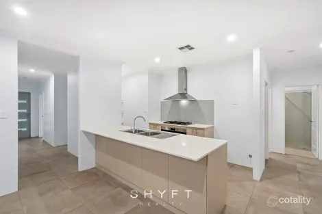 Property photo of 4 Carrai Way Yanchep WA 6035