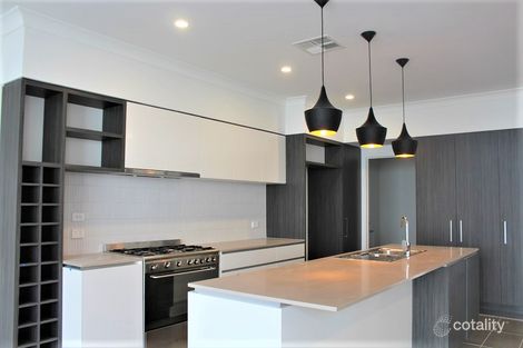 Property photo of 146 Harbour Boulevard Shell Cove NSW 2529