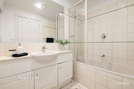 Property photo of 2/153-163 Hawthorn Road Caulfield North VIC 3161