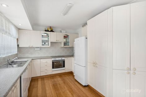 Property photo of 33 Meehan Drive Kiama Downs NSW 2533