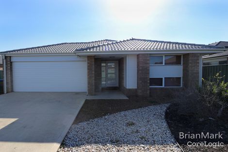 Property photo of 10 Walbrook Drive Wyndham Vale VIC 3024