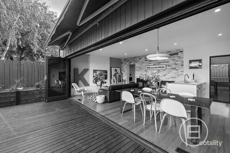 Property photo of 11 Somerset Place Windsor VIC 3181