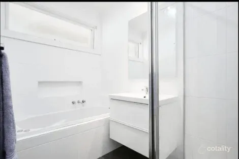 Property photo of 19 Sunhill Avenue Ringwood VIC 3134