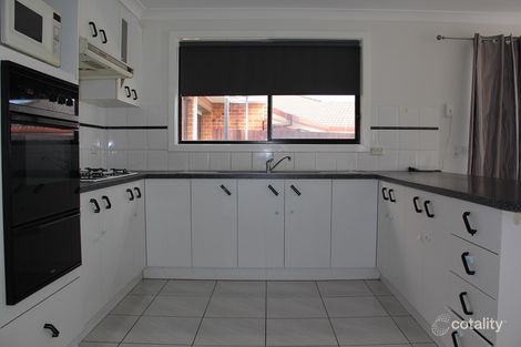 Property photo of 35 McNicholl Way Delahey VIC 3037