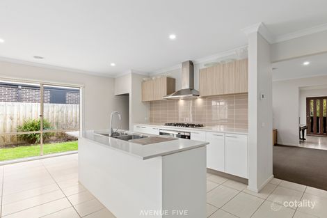 Property photo of 2193 Warralily Boulevard Armstrong Creek VIC 3217