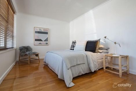Property photo of 8/2 Emilton Avenue St Kilda VIC 3182