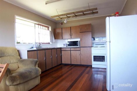 Property photo of 77 Robertson Road Raceview QLD 4305