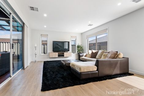 Property photo of 8 Springbank Road Wollert VIC 3750