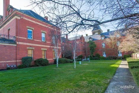 25a/300 Gillies St N, Wendouree, VIC 3355