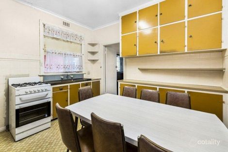 Property photo of 11 Highview Road Bentleigh East VIC 3165