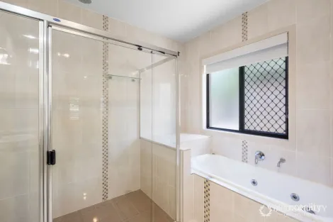 Property photo of 2 Midden Court Ningi QLD 4511