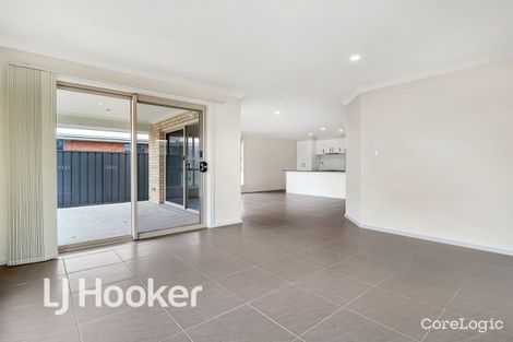 Property photo of 5 Princess Royal Parade Hindmarsh Island SA 5214