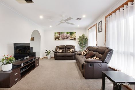 12 Gooronga Dr, Craigmore, SA 5114