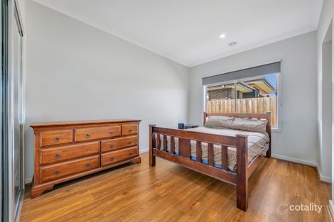Property photo of 13 Pearson Place Melton South VIC 3338
