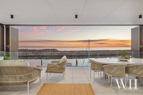 Property photo of 56 Maraboo Loop North Coogee WA 6163