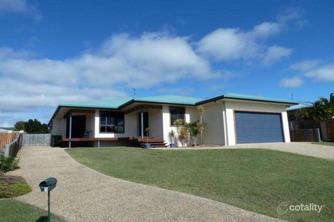 3 Lois Ct, New Auckland, QLD 4680