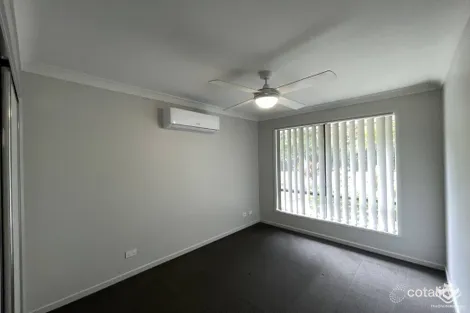 Property photo of 674 Foxwell Road Coomera QLD 4209
