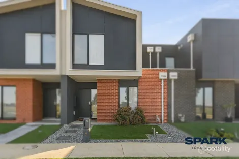 42 Halcyon Rd, Deanside, VIC 3336