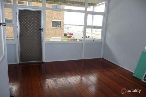 Property photo of 1/248 Marine Parade Labrador QLD 4215