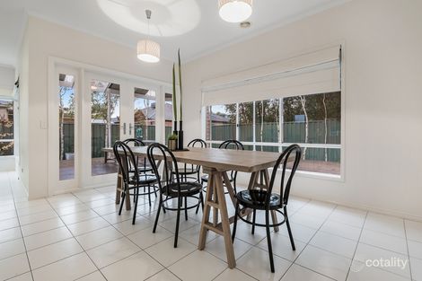 Property photo of 13 Swinburne Close Craigieburn VIC 3064