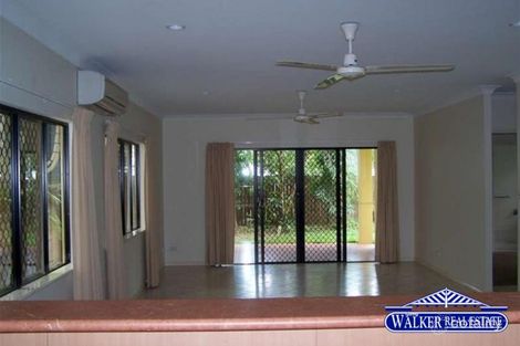 Property photo of 8 Wheatley Avenue Bentley Park QLD 4869