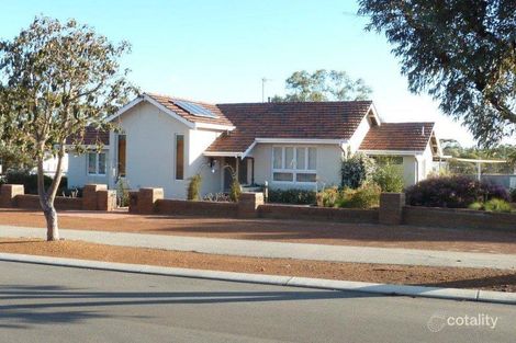 5 Mclennan St, Quairading, WA 6383