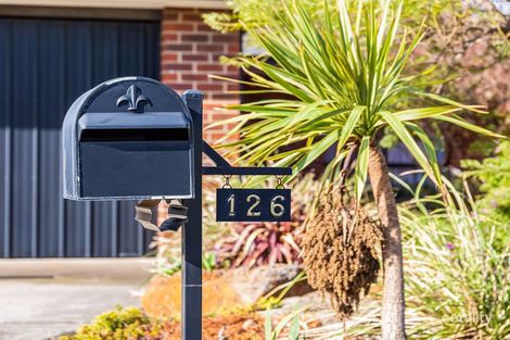 Property photo of 126 Bellbridge Drive Hoppers Crossing VIC 3029