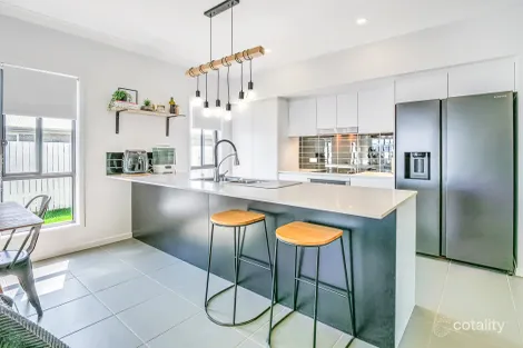 Property photo of 49 Serenity Drive Eli Waters QLD 4655