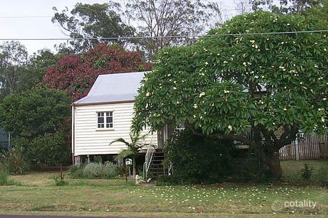 42 Byrne St, Bundamba, QLD 4304