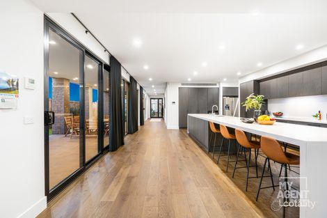 Property photo of 19 Blush Street Mickleham VIC 3064