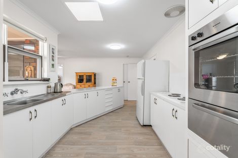 Property photo of 10 Fairfield Drive Strathalbyn SA 5255