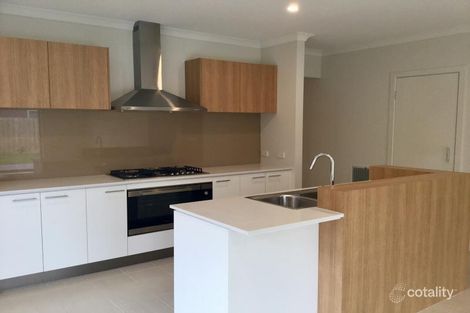 23 Hooper St, Armstrong Creek, VIC 3217