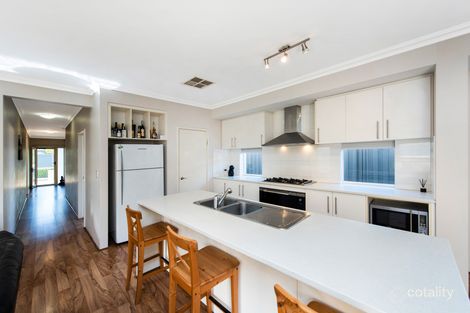 Property photo of 20 Lago Promenade Aveley WA 6069