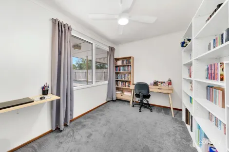Property photo of 16 Cavenagh Street Elizabeth Downs SA 5113