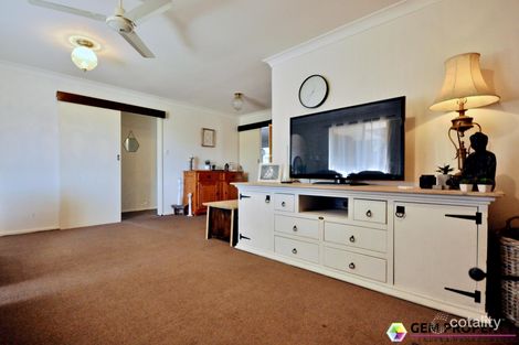 Property photo of 94 Cambridge Crescent Cooloongup WA 6168