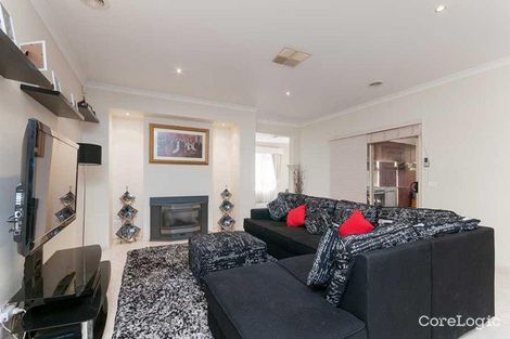 Property photo of 13 Marchmont Rise Craigieburn VIC 3064