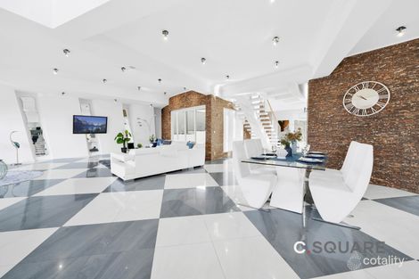 Property photo of 8 Hawkstowe Crescent Greenvale VIC 3059