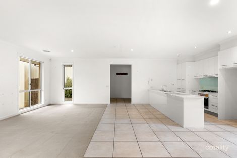 Property photo of 32 Signature Boulevard Point Cook VIC 3030