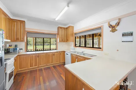 Property photo of 366 Intrepid Drive Foreshores QLD 4678