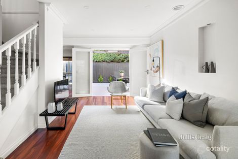Property photo of 727 North Road Carnegie VIC 3163