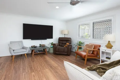 Property photo of 58 Wunburra Circle Pacific Pines QLD 4211