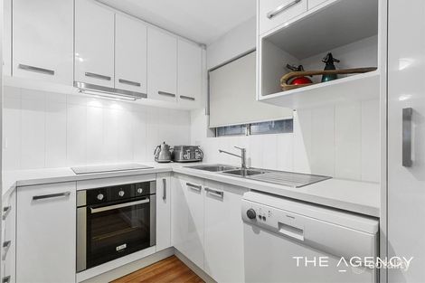 Property photo of 17/58 Nannine Place Rivervale WA 6103