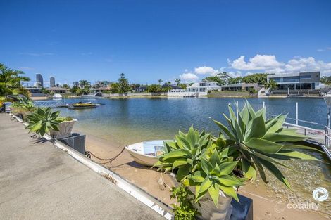 Property photo of 18 Grant Place Broadbeach Waters QLD 4218