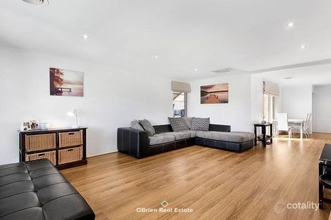 Property photo of 5 Tanya Court Somerville VIC 3912